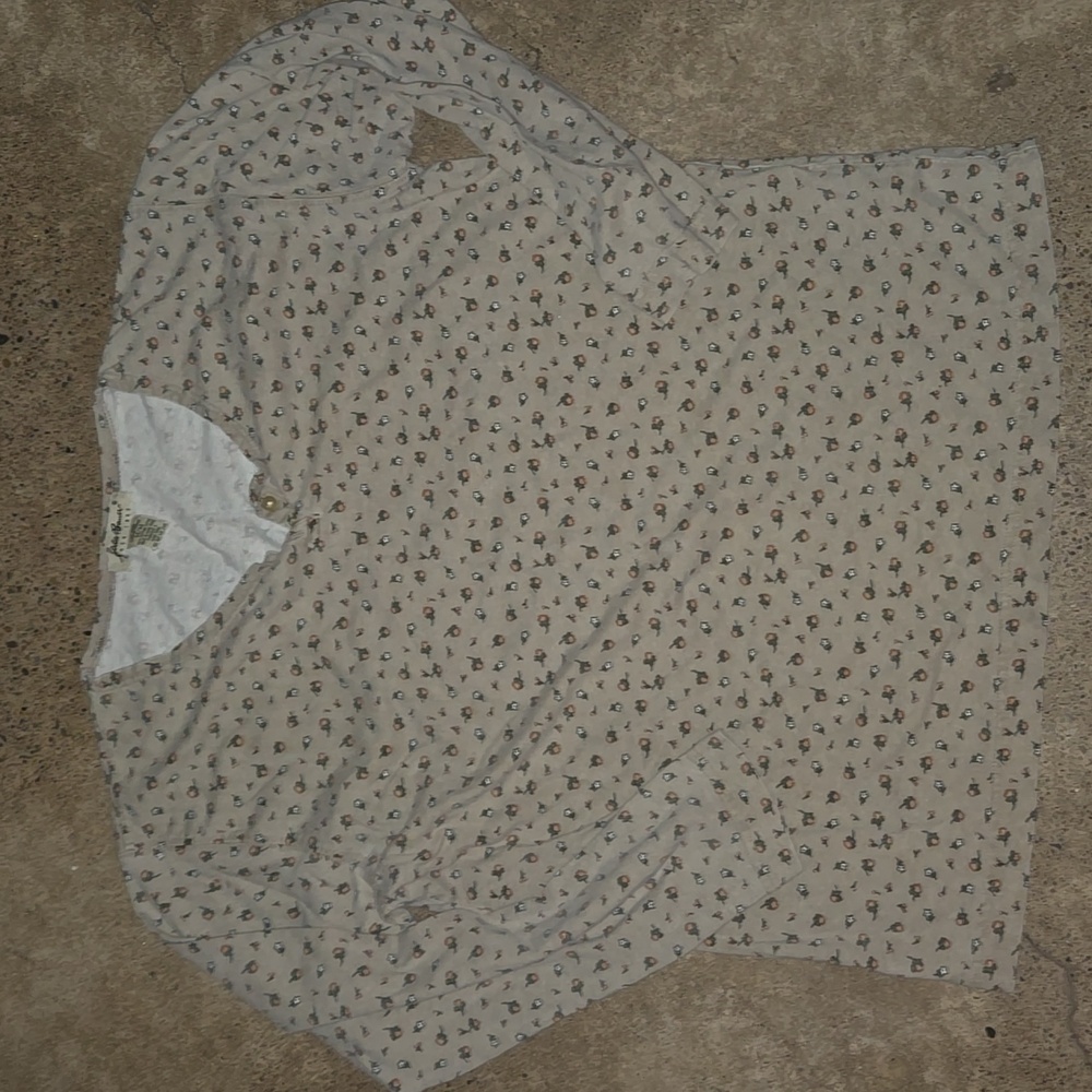 Eddie Bauer medium flower long sleeve shirt